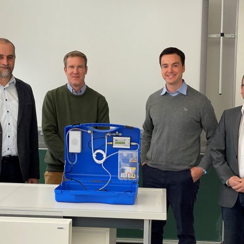 LINSEIS donates gas chromatograph to Gymnasium in Selb