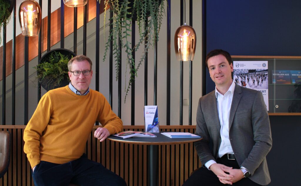 Geschäftsführung Linseis Messgeräte, links Florian Linseis, rechts Dr.-Ing. Vincent Linseis